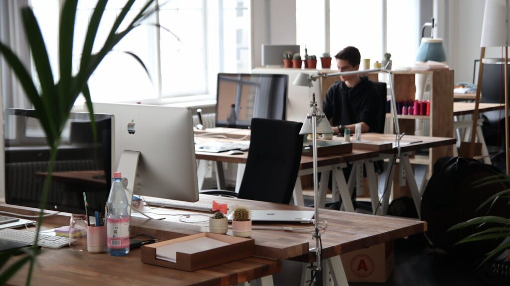 Schreibtisch Büro Arbeit Klemmbare Schreibtisch-Accessoires – durchdachte Ordnung